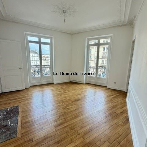 Location Appartement 3 pièces 66m² PARIS 5ème - Photo 1