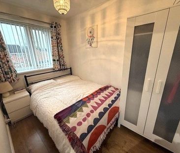 2 bedroom semi-detached house to rent - Photo 4