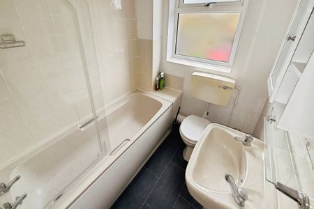 Gabriel Court - Photo 3