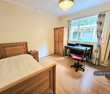 3 bedroom bungalow to rent - Photo 2