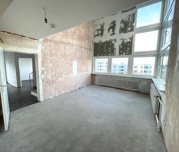 Renovierungsbedürftige 4-Zimmer Galerie Wohnung auf 2 Etagen mit gr... - Photo 1