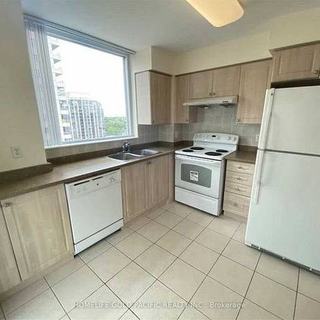 Yonge/Sheppard-Very Spacious 2Bdrm 2Baths - Photo 3