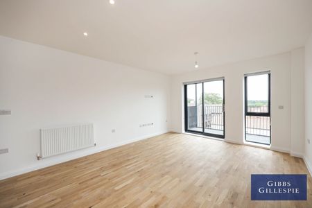 Gerrards House, Station Road, Gerrards Cross, SL9 8ES - Photo 2