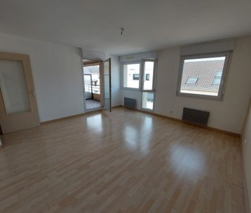 Appartement T2 secteur Moissons dans résidence avec balcon et parking - Photo 3