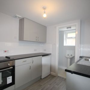 1 bed house share to rent in Beaufort Road, Taunton, TA1 - Photo 2