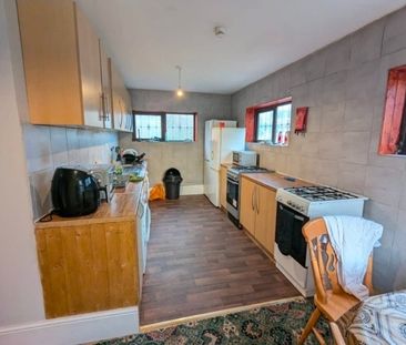 Room in a Shared House, Harlesden Road, NW10 - Photo 5