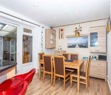 Melville Way, Goring By Sea, Worthing - Photo 2