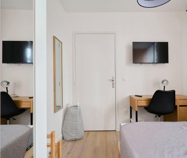 Saint Géry Roommate 5 Bedrooms at Valenciennes - Photo 4