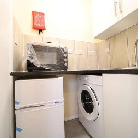 Nags Head Road, Enfield, EN3 - Photo 3