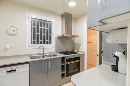 Carrer del Doctor Ferran, Barcelona, Catalonia 08034 - Photo 5