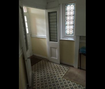 1 Bed Flat, Brondesbury Park Rd, NW2 - Photo 2