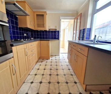 2 bedroom house to rent - Photo 2