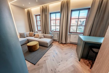 Luxus Design Apartment – Wohnen auf Zeit – voll ausgestattet – im Herzen der Altstadt - Photo 3