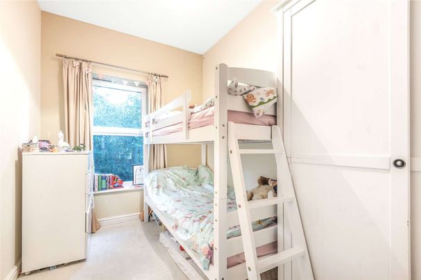 A stylish town house set in a convenient location for Tunbridge Wells town centre - Photo 1