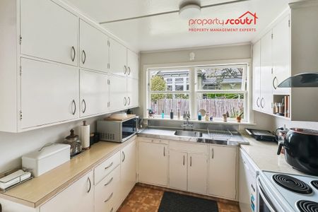 Central location, great features - Photo 3