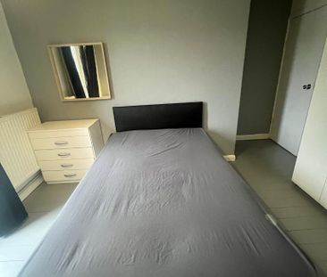 House share to rent - Photo 1