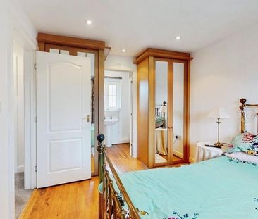 4 bedroom semi-detached house to rent - Photo 6