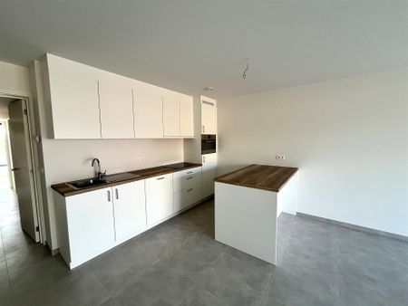 Prachtig gelijkvloers 2-slaapkamer appartement - Photo 3