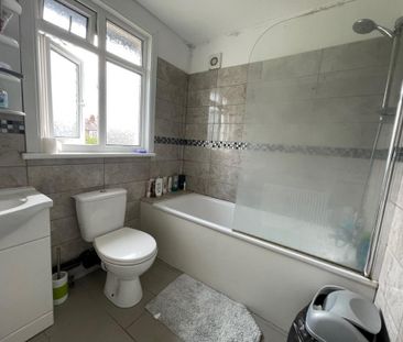 House share to rent - Photo 4