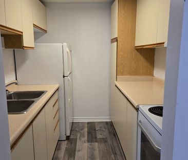 For Lease - 576 Mary Street Unit# 103, Whitby, Ontario - Photo 4