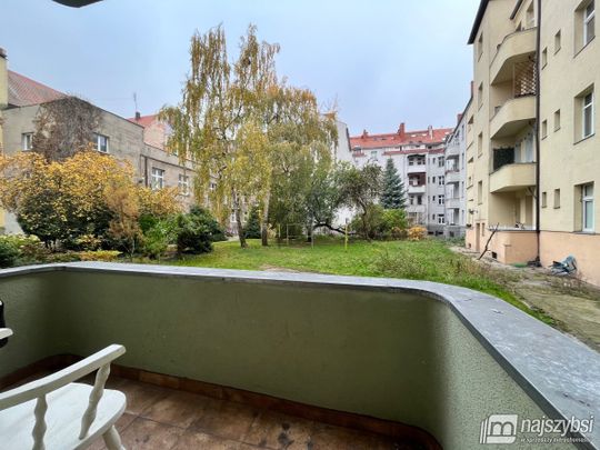 Szczecin - Wały Chrobrego - parter - balkon - Zdjęcie 1