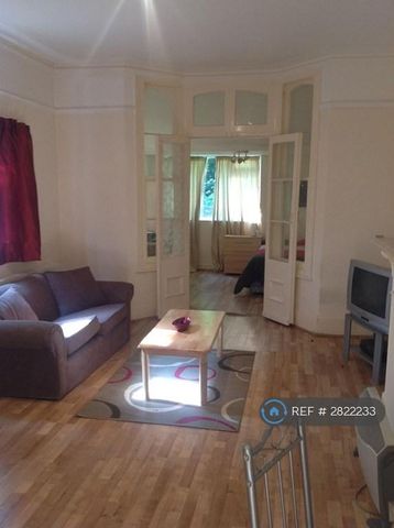 1 bedroom flat to rent - Photo 4