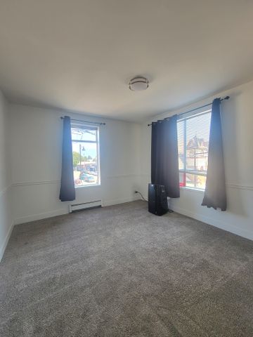 #4 9341 Nowell Street - Photo 3