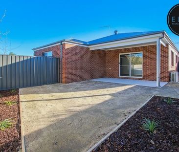 3/2 Pitmedden Drive, West Wodonga - Photo 2