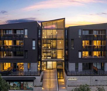 Modern 2-bed apartment with private balcony - Photo 5