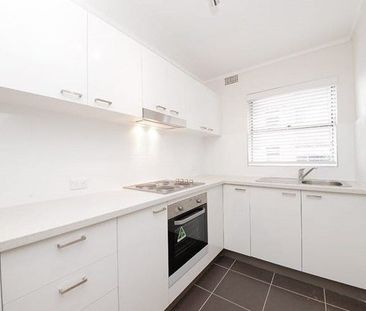 Home For Rent - Photo 4