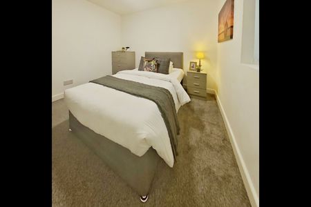 Bedsit, Litherland Road, L20 - Photo 3