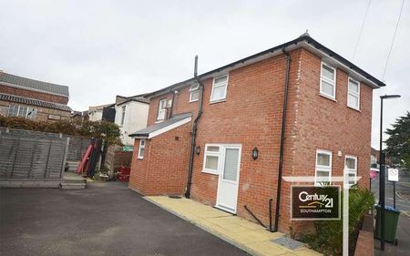 |ref: |, Bridge Road, Southampton, SO19 - Photo 2