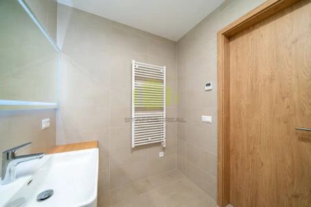 Pronájem luxusní novostavby bytu 3+kk 94,6 m - Fotografie 4