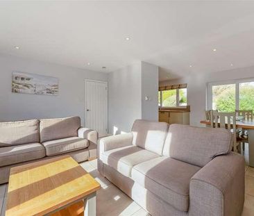 East Bracklesham Drive, Bracklesham Bay, Chichester, PO20 - Photo 5