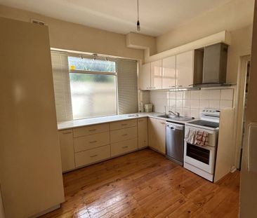 Character Apartment - Photo 3