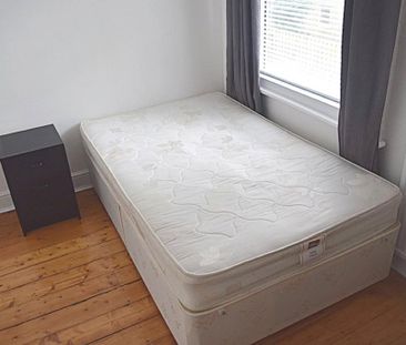 5 bedroom terraced house to rent - Photo 2