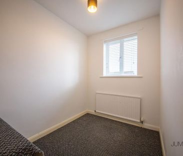 3 bedroom semi-detached house to rent - Photo 4