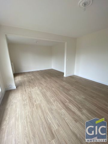 Location Appartement 3 pièces 65m² - Photo 2