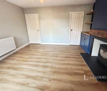 2 bedroom semi-detached house to rent - Photo 2