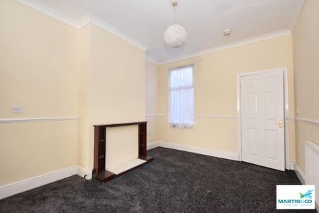 2 bedroom terraced house to rent - Photo 3