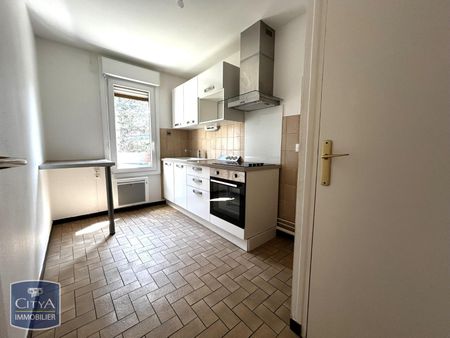 Location Appartement 2 pièces 45m² CAMBRAI 59400 - Photo 2