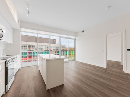 For Lease - 333 Sunseeker Avenue Unit# 627, Innisfil, Ontario - Photo 5