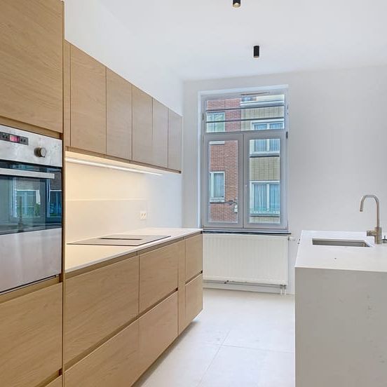 Appartement te huur - Photo 1