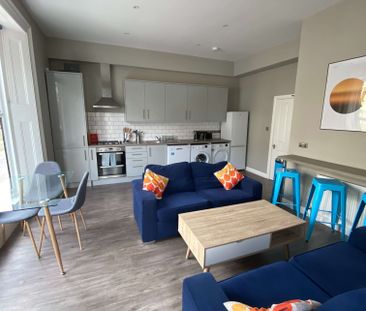 Joyful House Share in Brighton Room 3 - Photo 1