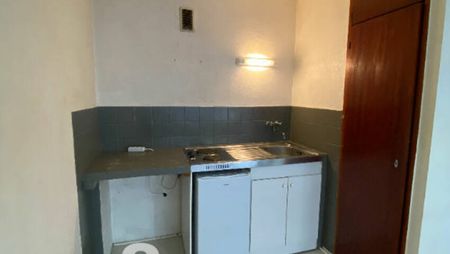 *Studio à louer sur Metz - Photo 2