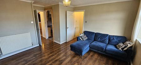 2 bedroom maisonette to rent - Photo 4