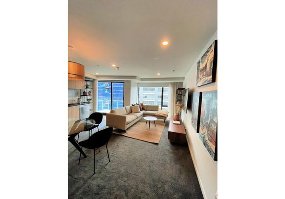 A Two Bedroom Apartment Retreat In the City - Photo 1