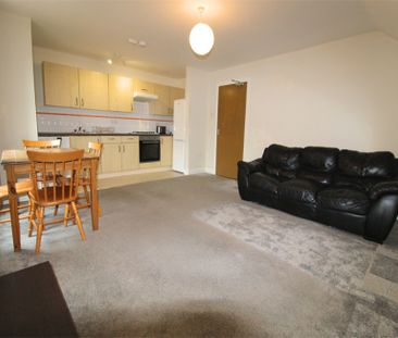 Broomfield Road, Heaton Moor - Photo 4