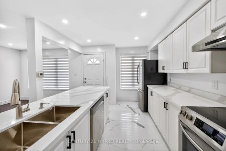 29 Rosebank Drive #807 - Photo 4