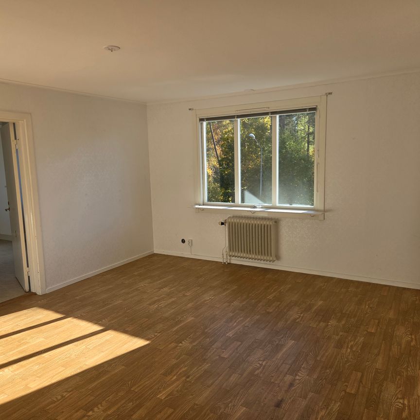 Tranåsvägen, Sunhultsbrunn - Photo 1